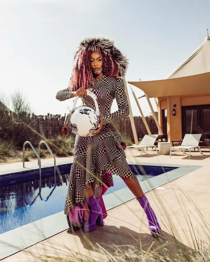 AI8 AFRICAN INTELLIGENCE 8211 ORIGIN STORY GLOBE BAG Bags SPRAYGROUND
