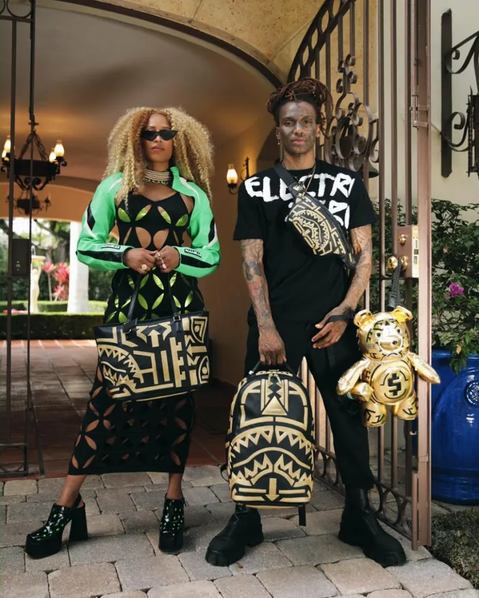 AI8 AFRICAN INTELLIGENCE PATH TO THE FUTURE II SAVVY CROSSBODY Bags SPRAYGROUND