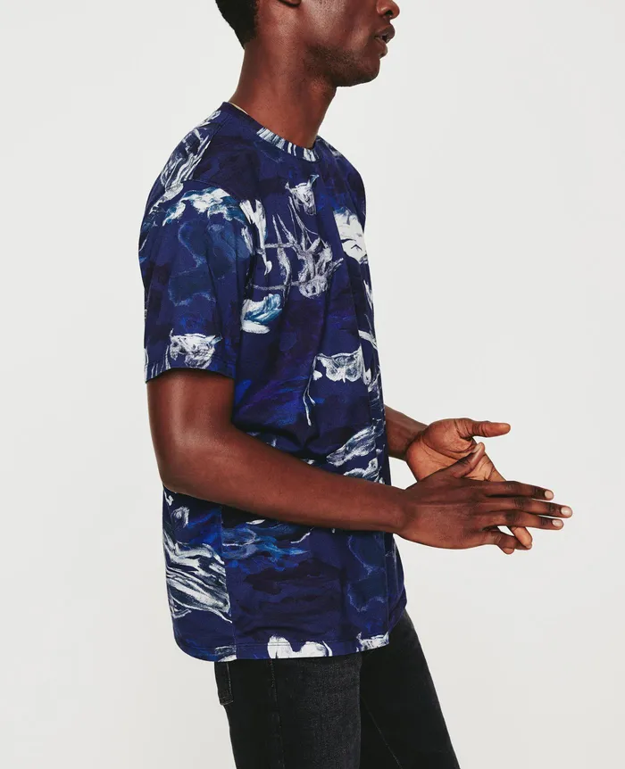 AG Jeans Tees Men Bryce Crew GARDEN CAMO NAVY MULTI AG Jeans Tees Men Bryce Crew GARDEN CAMO NAVY MULTI