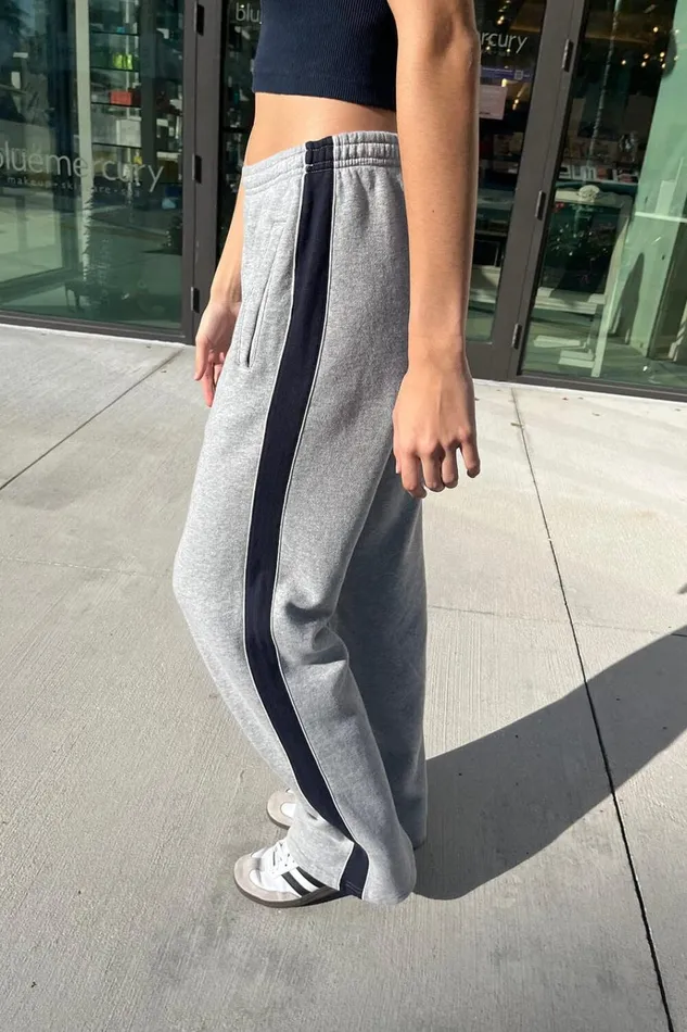Anastasia Stripe Sweatpants Heather Grey Women Brandy Melville Sweatpants and Sweatshirts