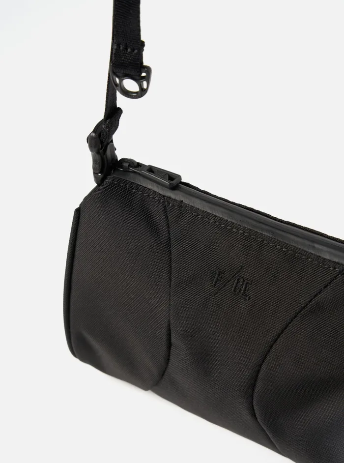 Bags Men Universal Works FCe Urban Sacoche In Black 420d Recycled Cordura