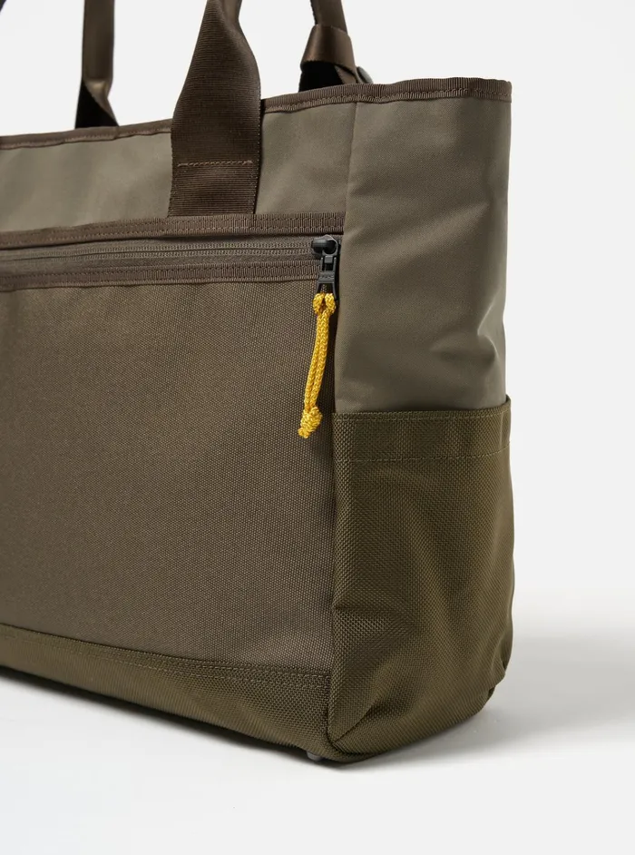 Bags Men Universal Works MasterPiece X Universal Works Tote Bag In Olive Recycled Tech Canvas