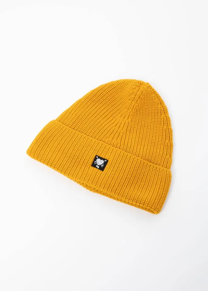 Blutsgeschwister Knitted Hat Beanie Queen Yellow Women Other Accessoires