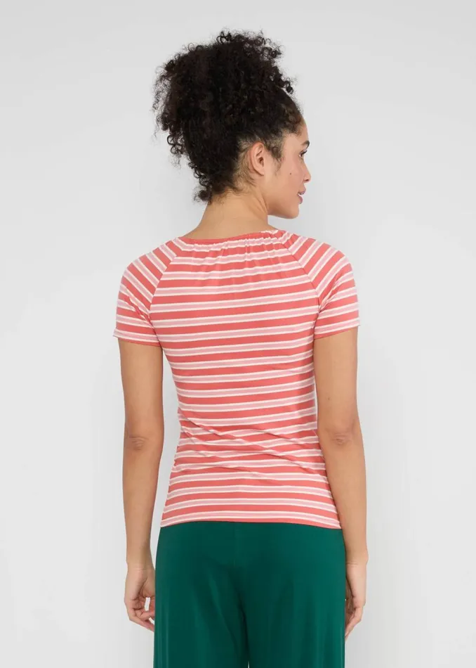 Blutsgeschwister TShirt Vintage Heart Red Women Tops