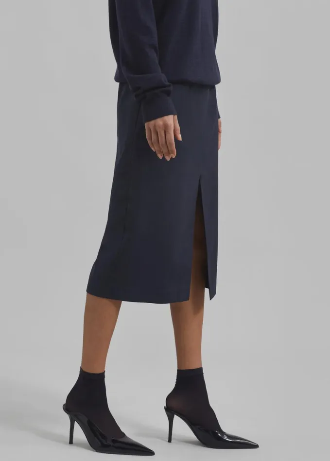 Clothing Women The Frankie Shop Brooklyn Midi Skirt 8211 Navy