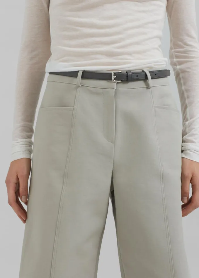 Clothing Women The Frankie Shop Cairo Bermuda Shorts 8211 Light Beige