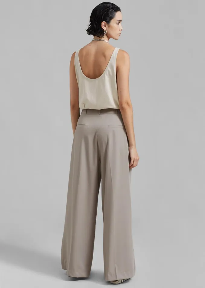 Clothing Women The Frankie Shop Catalina Pleated Trousers 8211 Grey