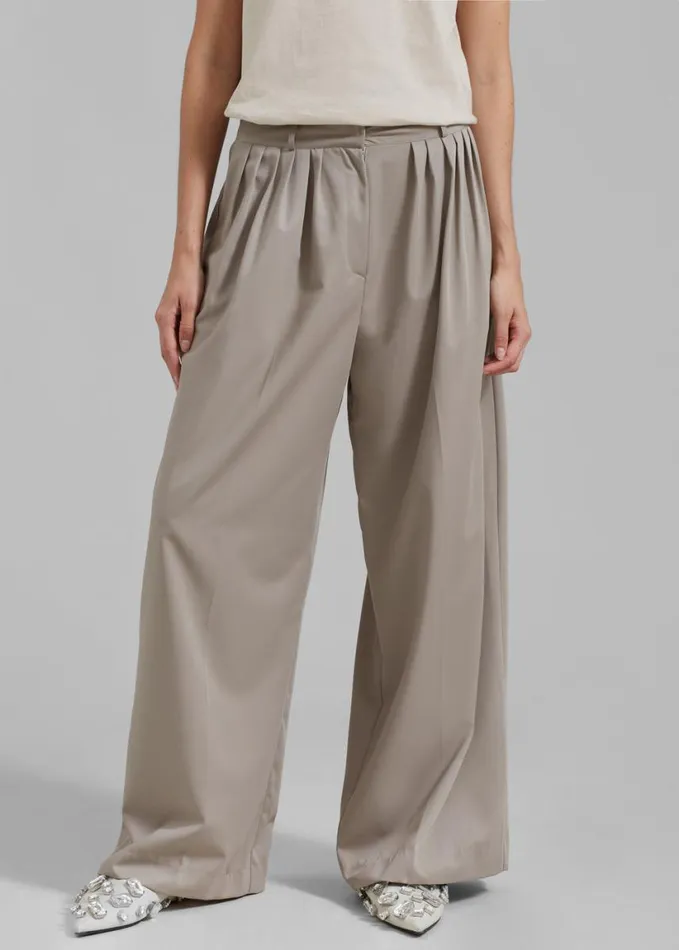 Clothing Women The Frankie Shop Catalina Pleated Trousers 8211 Grey