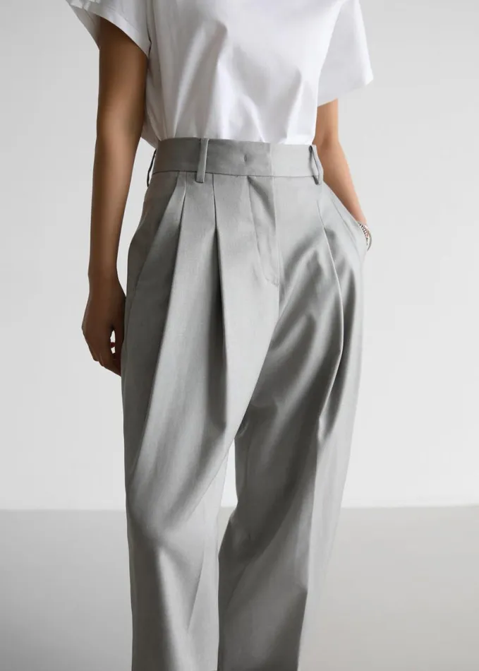 Clothing Women The Frankie Shop Cooper Pintuck Trousers 8211 Grey