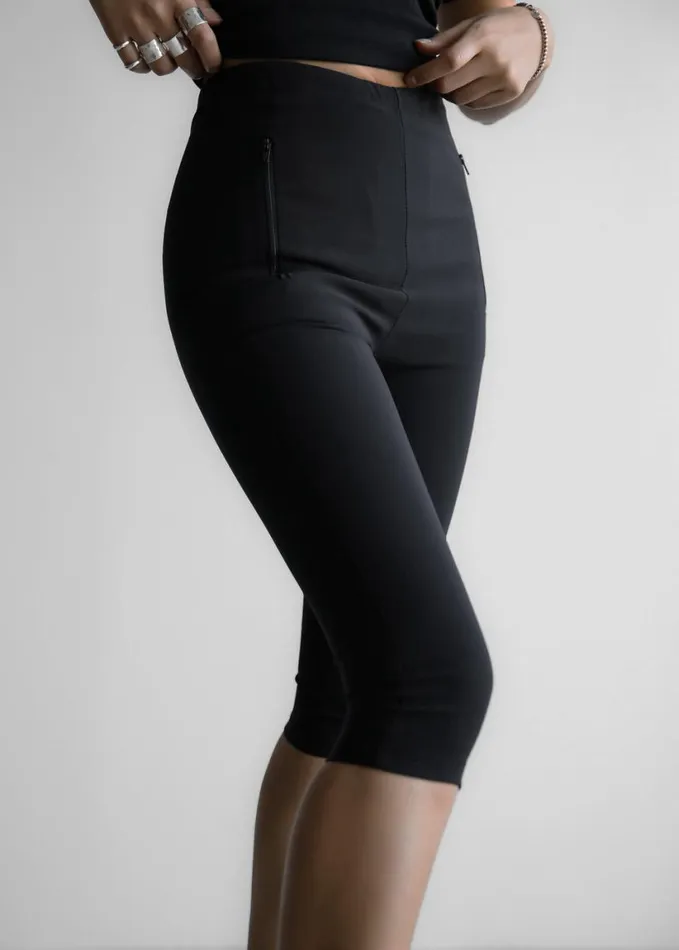 Clothing Women The Frankie Shop Desara Capri Leggings 8211 Black