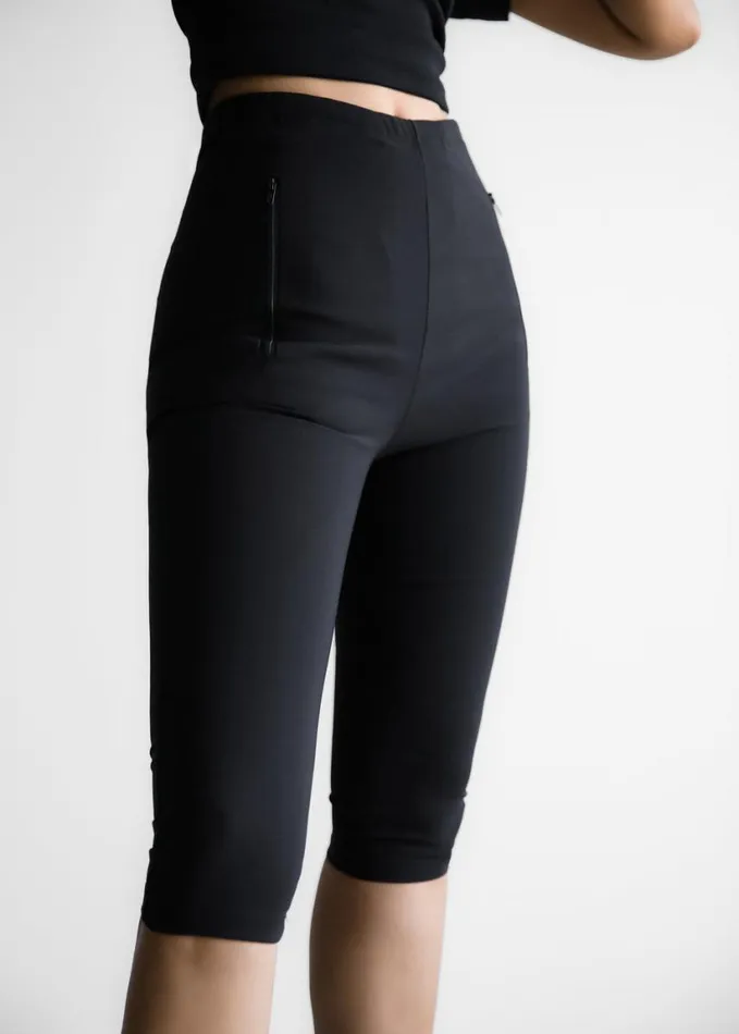 Clothing Women The Frankie Shop Desara Capri Leggings 8211 Black