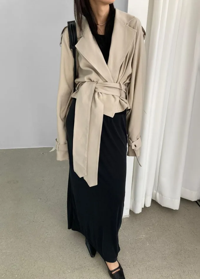 Clothing Women The Frankie Shop Faven Cropped Trench 8211 Beige