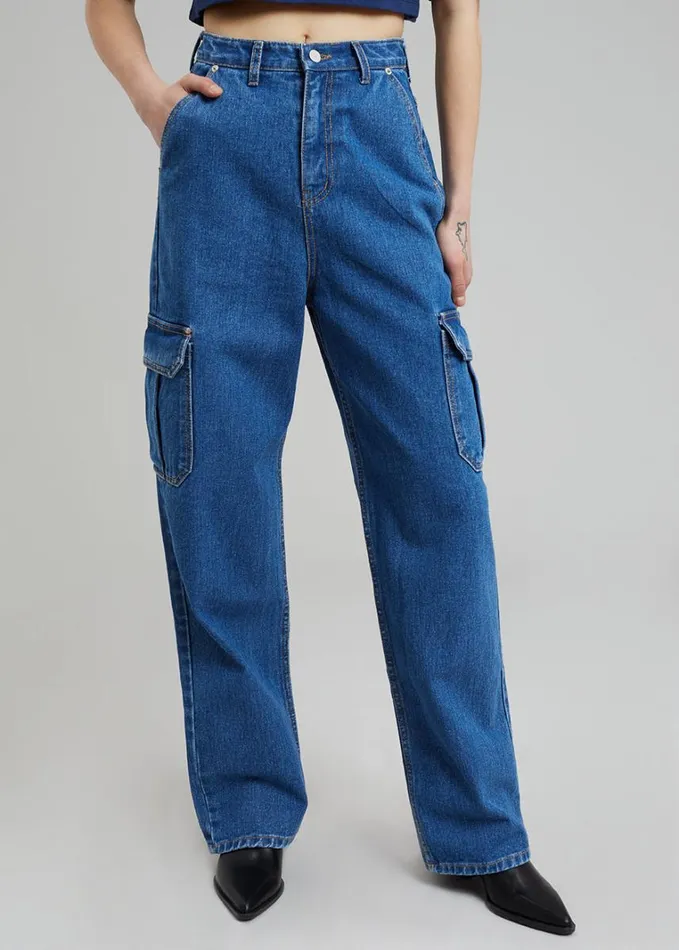 Clothing Women The Frankie Shop Kai Cargo Denim Pants 8211 Medium Wash