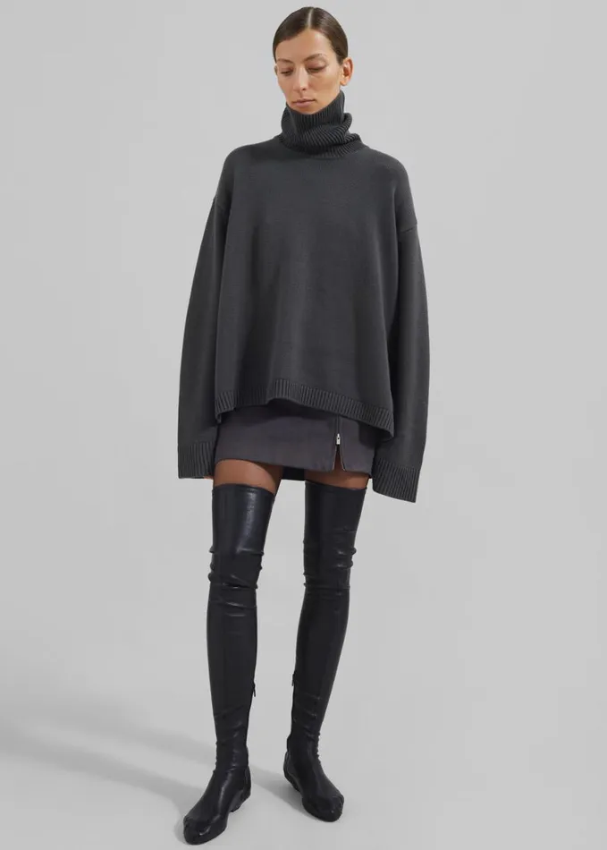 Clothing Women The Frankie Shop Rhea Trapeze Turtleneck 8211 Light Khaki