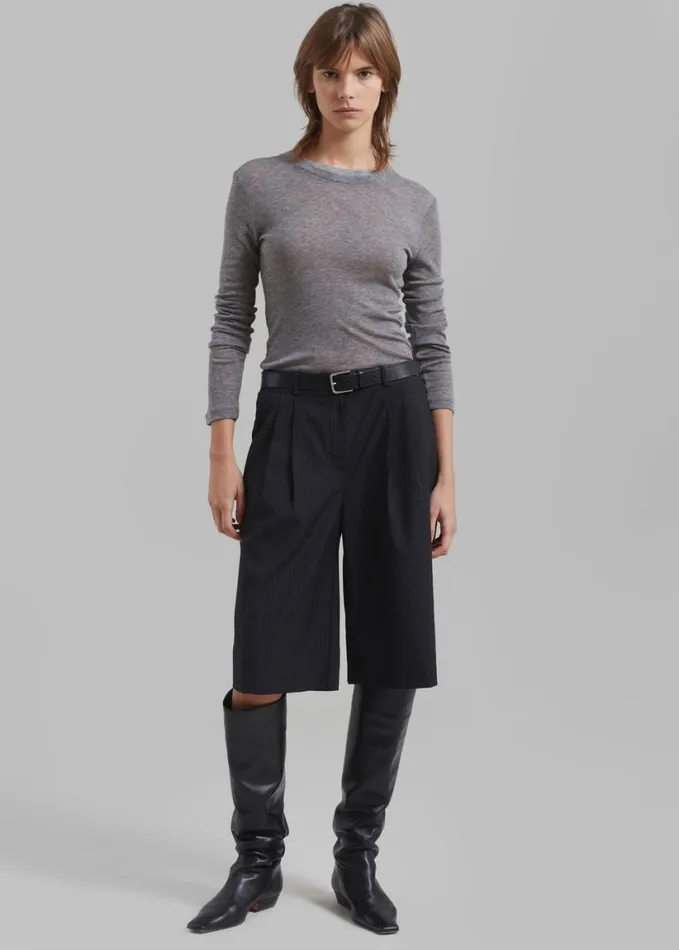 Clothing Women The Frankie Shop Wilma Pleated Bermuda Shorts 8211 Black Pinstripe