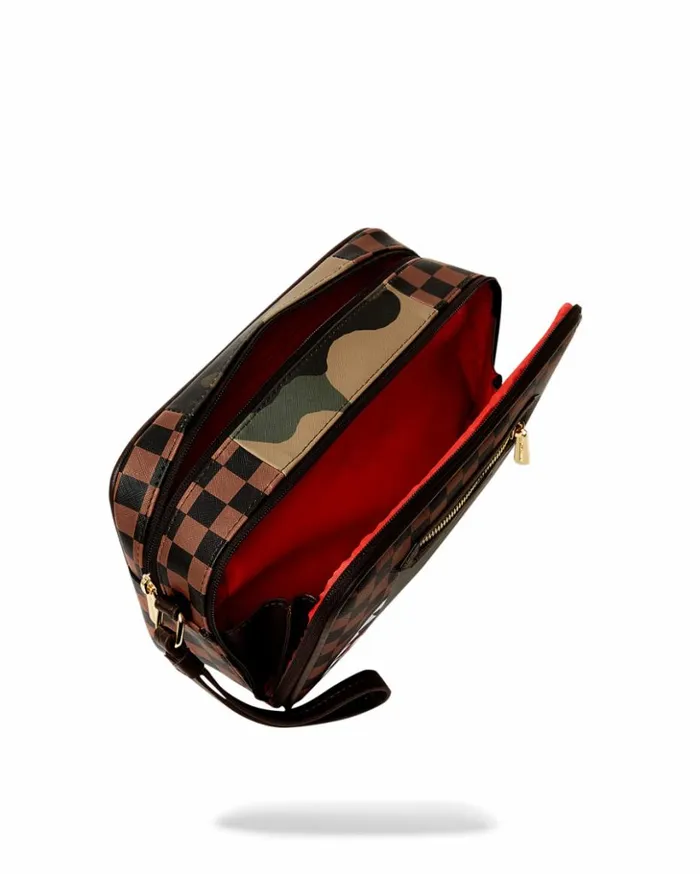 EXTERIOR GOLD ZIP POCKET SHARKS IN PARIS TOILETRY BRICKSIDE BAG Bags SPRAYGROUND