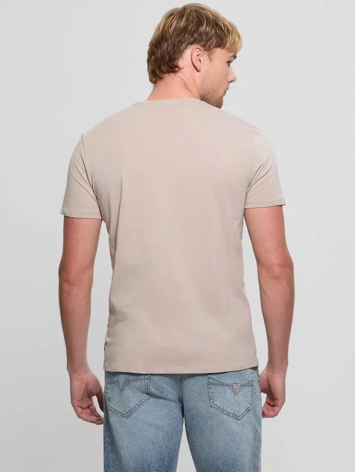 GUESS T Shirts and Tanks Club Logo Tee Black 8211 Men