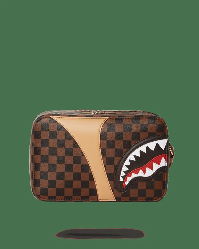 HENNY AIR TO THE THRONE TOILETRY Bags SPRAYGROUND
