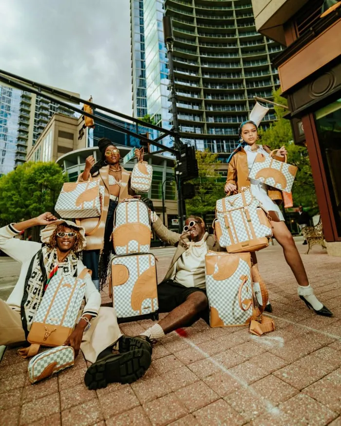 HENNY LATTE PYRAMID DUFFLE Bags SPRAYGROUND