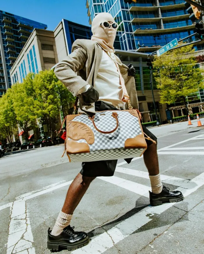 HENNY LATTE PYRAMID DUFFLE Bags SPRAYGROUND