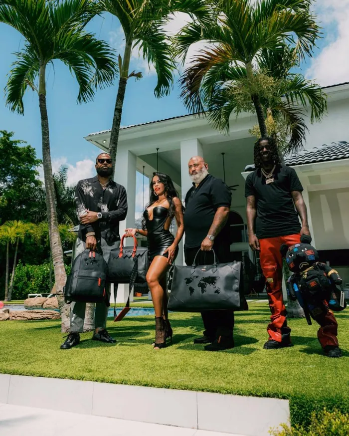 JAMES FIRST CLASS GLOBAL TAKEOFF PYRAMID DUFFLE Bags SPRAYGROUND