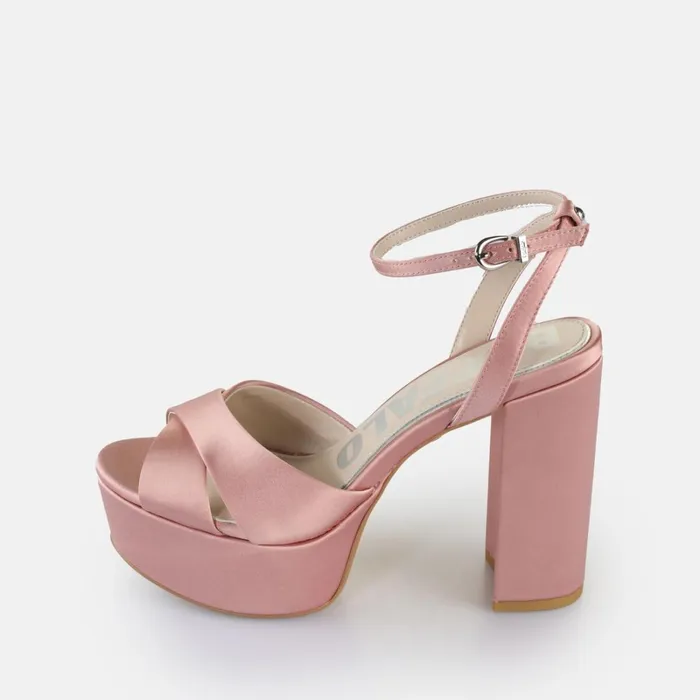 Jessie Cross Blush Buffalo Heels