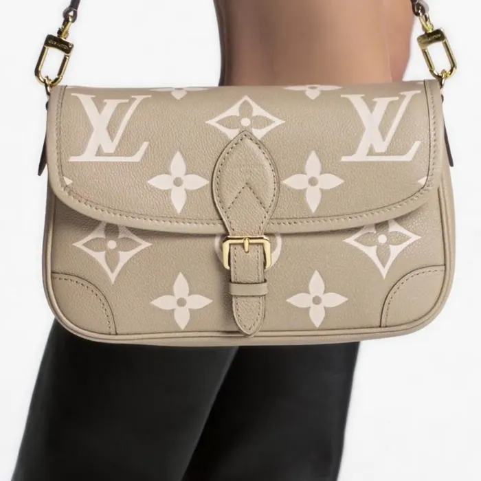 Louis Vuitton Diane Bag Louis Vuitton M46583 Diane Tourterelle BeigeCream 8211 Louis Vuitton Handbag Store 8211 Women