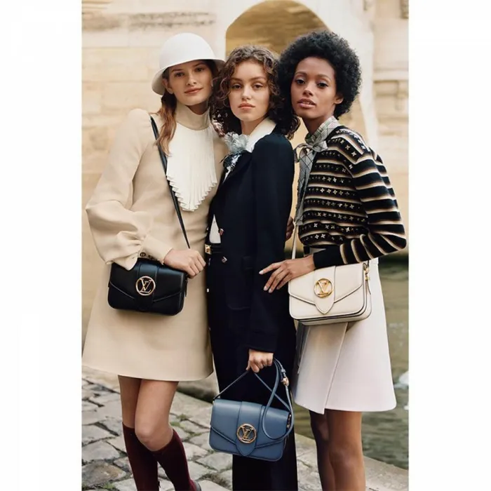 Louis Vuitton Shoulder and Totes Louis Vuitton M55950 Lv Pont 9 8211 Louis Vuitton Handbag Store 8211 Women Louis Vuitton Shoulder and Totes Louis Vuitton M55950 Lv Pont 9 8211 Louis Vuitton Handbag Store 8211 Women