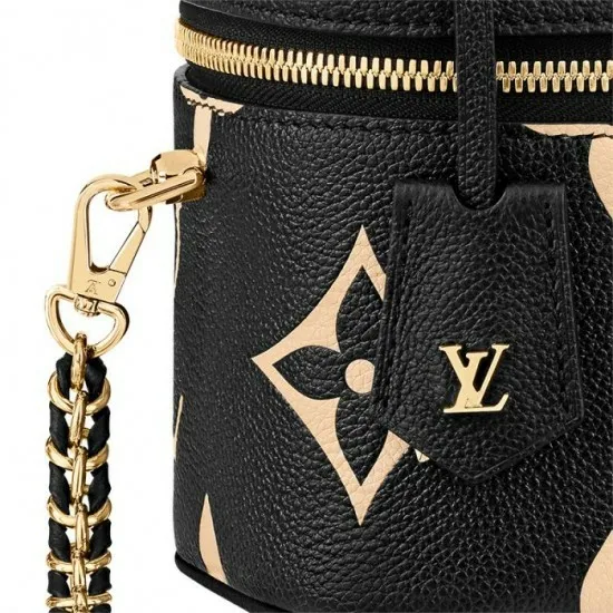 Louis Vuitton Shoulder and Totes Louis Vuitton Vanity PM Black M45780 Creme M45599 8211 Louis Vuitton Handbag Store 8211 Women