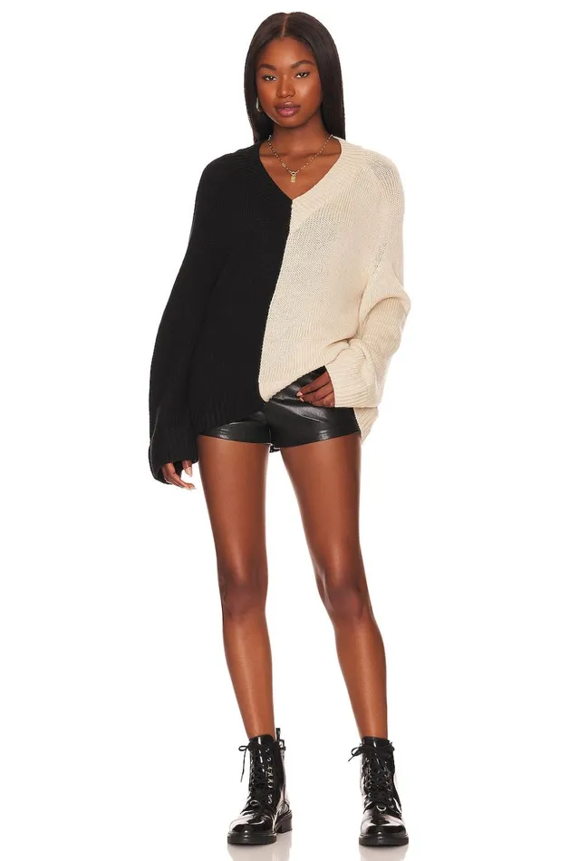 Lovers and Friends Sweaters and Knits Women Earlene Color Block V Neck Black and Ivory Lovers and Friends Sweaters and Knits Women Earlene Color Block V Neck Black and Ivory