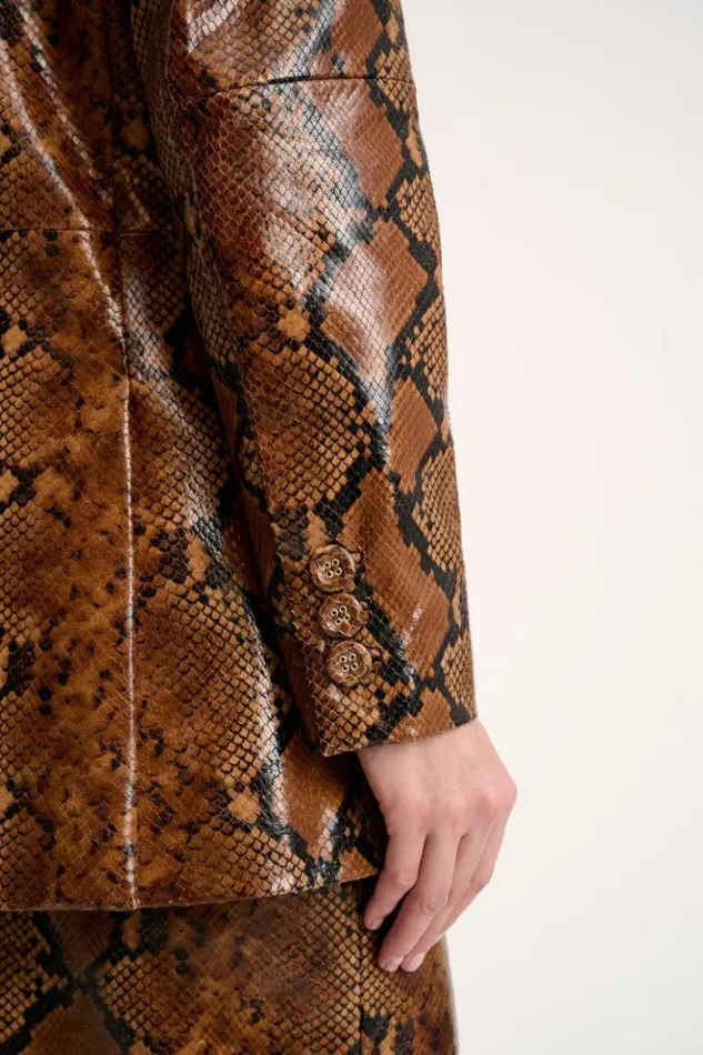 Luisa Spagnoli Jackets and Blazers Standard 8211 Leather Jacket 8211 Fashion Show 8211 Women Luisa Spagnoli Jackets and Blazers Standard 8211 Leather Jacket 8211 Fashion Show 8211 Women