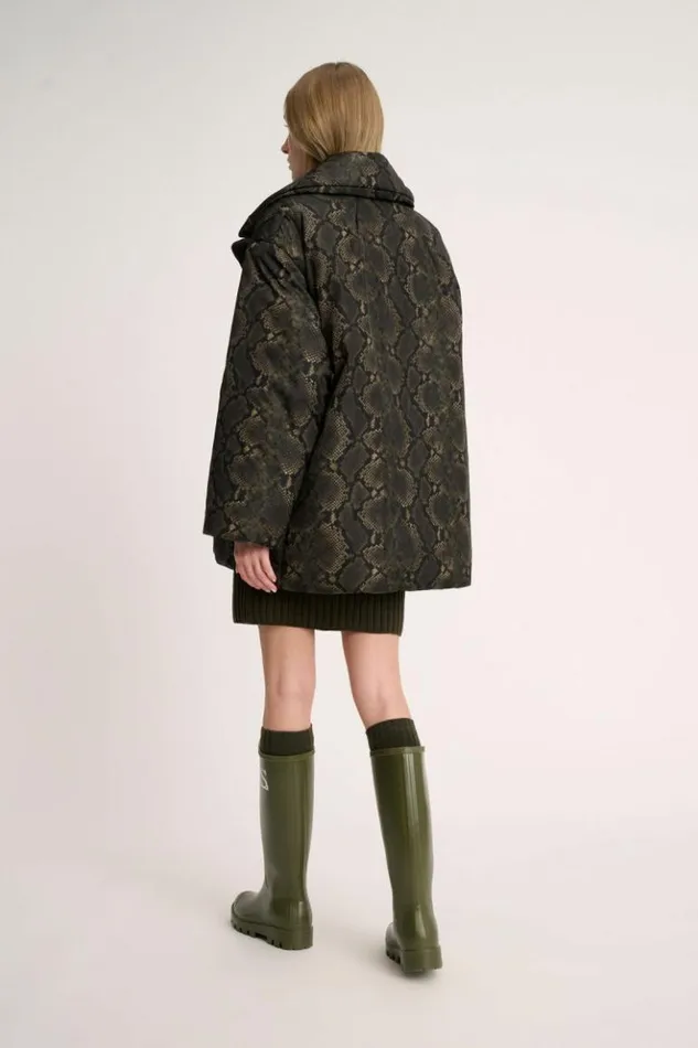 Luisa Spagnoli Outerwear Stasi 8211 Padded Pea Coat 8211 Fashion Show 8211 Women Luisa Spagnoli Outerwear Stasi 8211 Padded Pea Coat 8211 Fashion Show 8211 Women