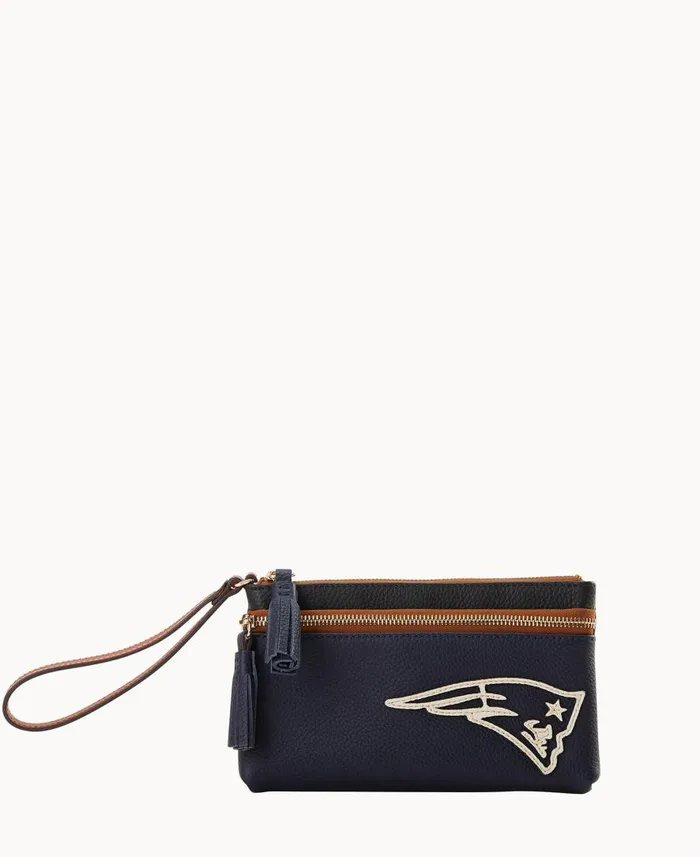ManWoman NFL Patriots Double Zip Wristlet Patriots Dooney and Bourke Wallets