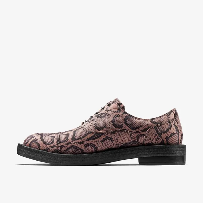 Martine Rose Womens Oxford 2 Rose Textile Women Clarks Loafers and Oxfords