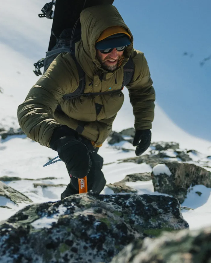 Men Atle 30 Midweight Midweight Down Jacket Amaranth Red Klttermusen Down and Insulated Jackets