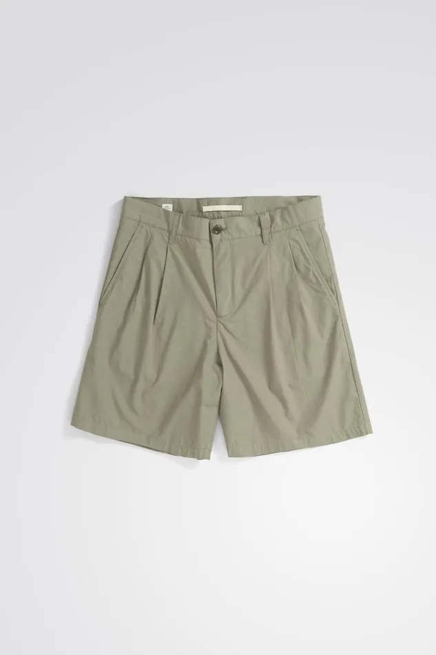 Men Benn Relaxed Typewriter Pleated Short Clay Norse Projects Shorts