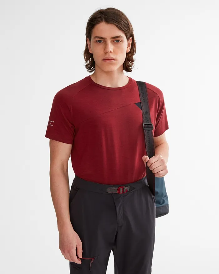 Men Fafne Activity Base Layer Tee Burnt Russet Klttermusen TShirts