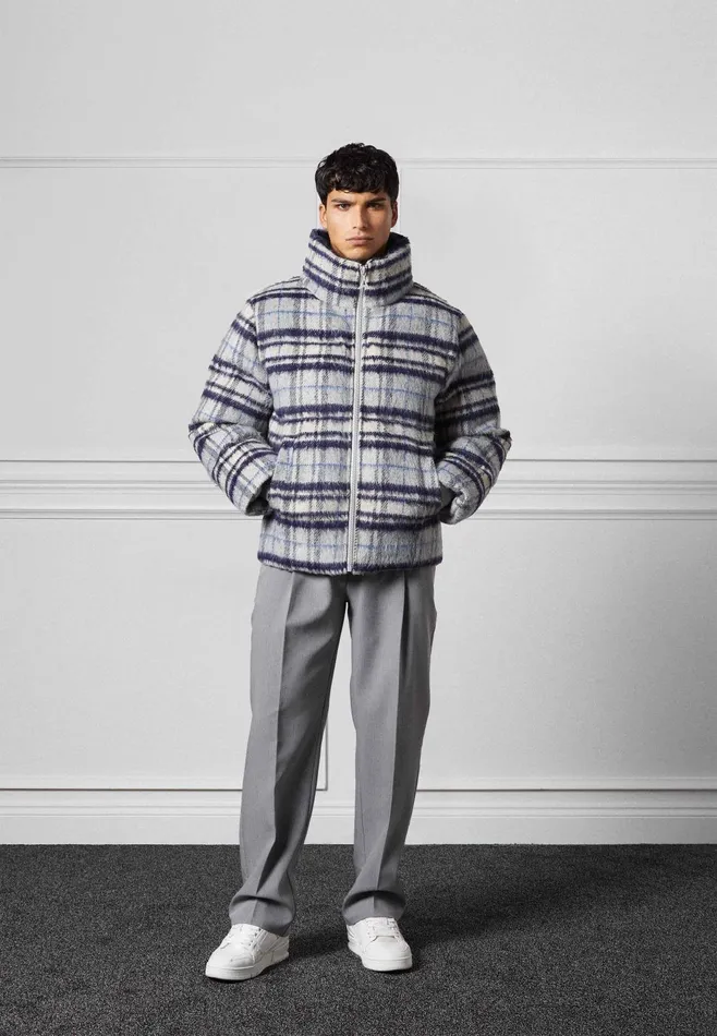 Men Manire De Voir Brushed Check Puffer Jacket Blue
