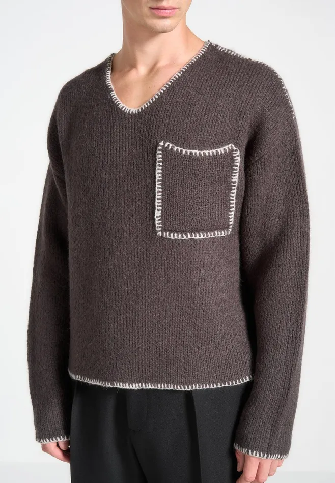 Men Manire De Voir Mohair Knit Whipstitch V Neck Jumper Brown