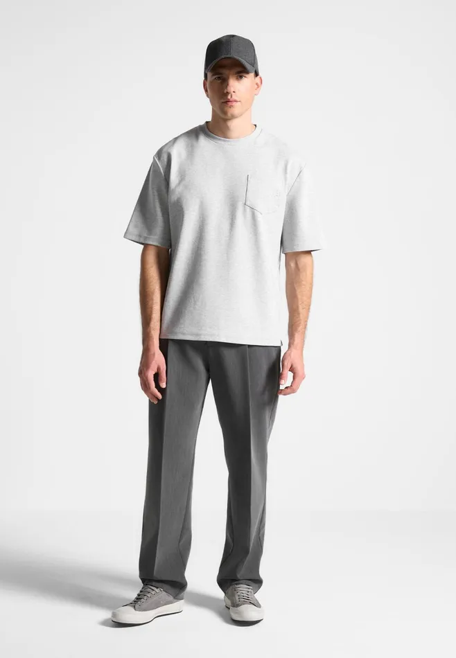 Men Manire De Voir Relaxed Fit ternel TShirt Grey