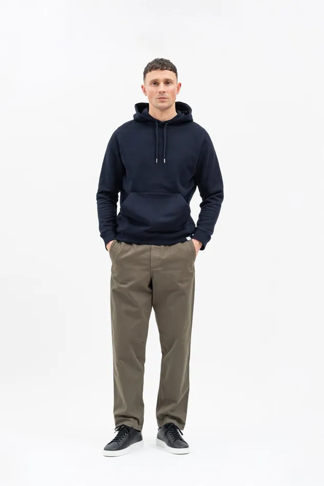 Men Vagn Classic Hoodie Dark Navy Norse Projects Sweatshirts