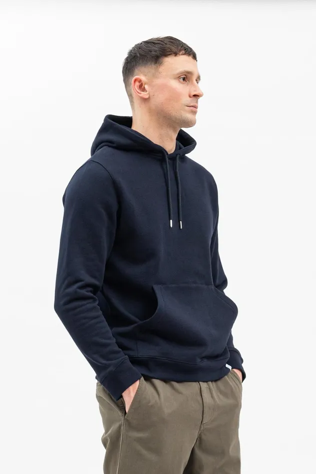 Men Vagn Classic Hoodie Dark Navy Norse Projects Sweatshirts