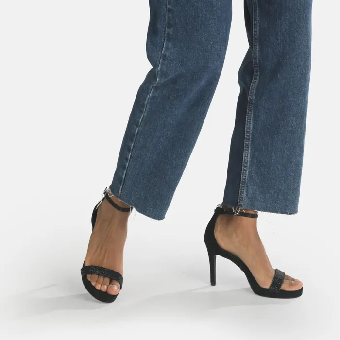 Monroe 2 Black Buffalo Heels