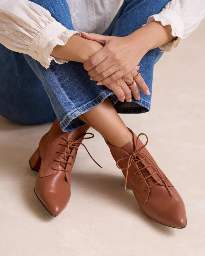 Polin Et Moi Cecilea LaceUp Ankle Boots Makeup Women Ankle Boots Polin Et Moi Cecilea LaceUp Ankle Boots Makeup Women Ankle Boots