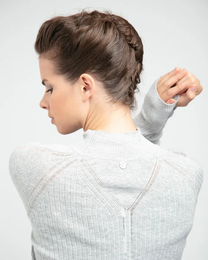Repetto Womens Knit and Sweats Fancy HighCollar Sweater Textured Light Grey