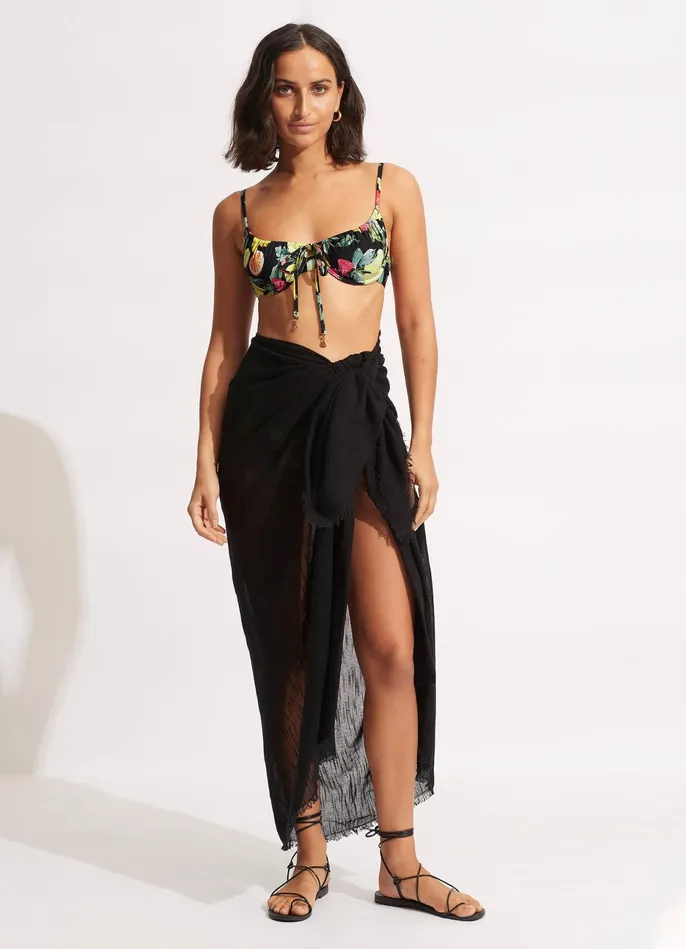 Seafolly Textured Cotton Beach Wrap 8211 Black Women Skirts and Sarongs Seafolly Textured Cotton Beach Wrap 8211 Black Women Skirts and Sarongs
