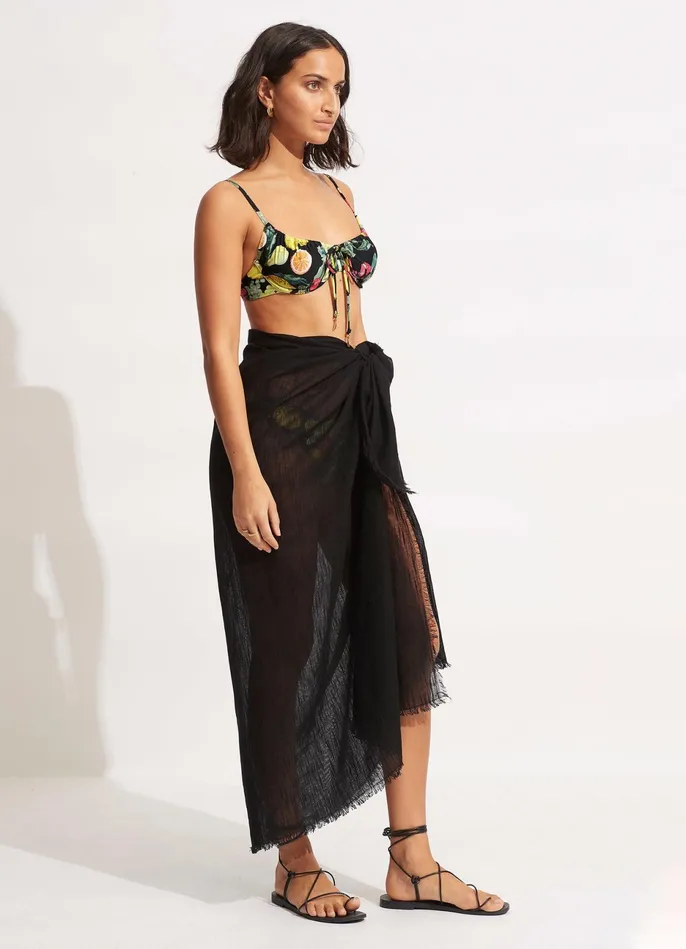 Seafolly Textured Cotton Beach Wrap 8211 Black Women Skirts and Sarongs Seafolly Textured Cotton Beach Wrap 8211 Black Women Skirts and Sarongs