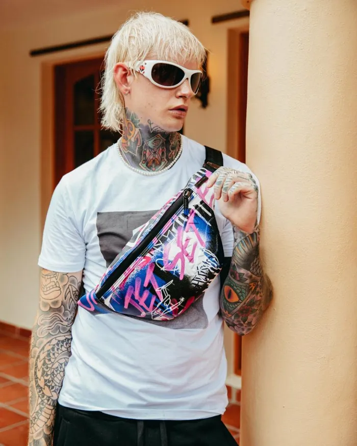 SHARK ATELIER SAVVY CROSSBODY Bags SPRAYGROUND
