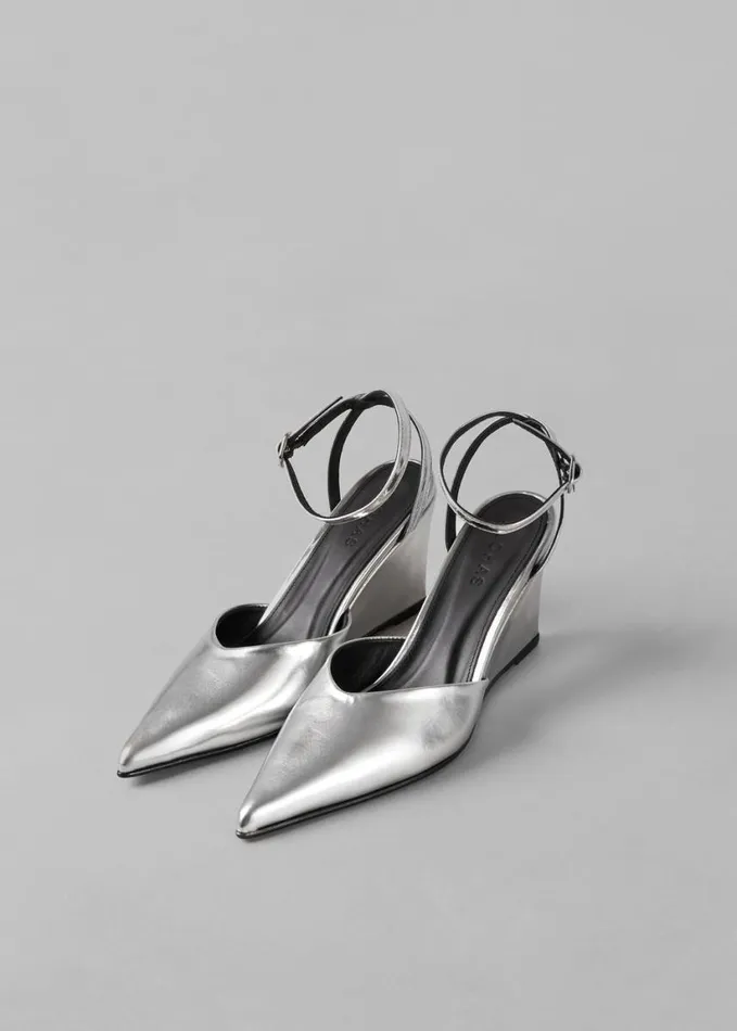 Shoes Women The Frankie Shop Alohas Polly Shimmer Leather Pumps 8211 Silver