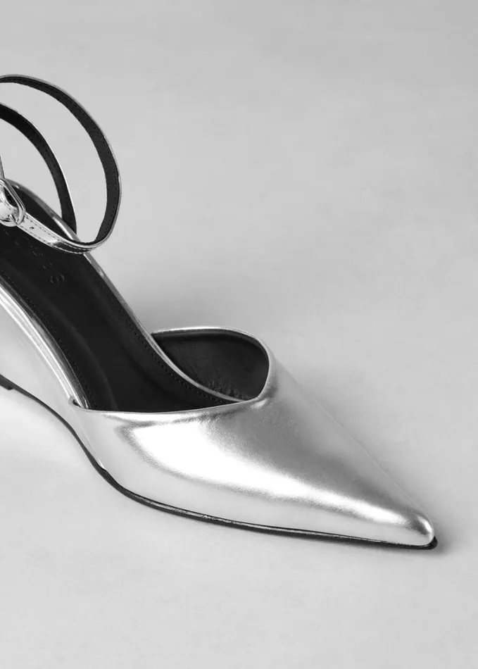 Shoes Women The Frankie Shop Alohas Polly Shimmer Leather Pumps 8211 Silver